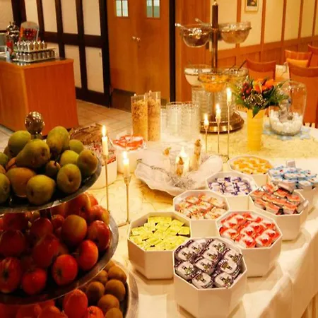 Asten Village Hotel